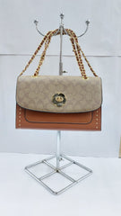 MARICONERA COACH